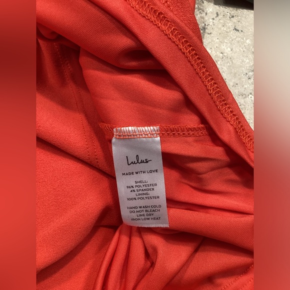 Lulus NWT Get Gorgeous Red one shoulder Faux-Wrap mini dress Medium - Picture 6 of 8